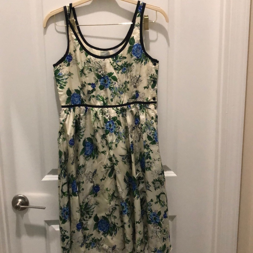 Anthropologie  Odille 100% silk floral dress